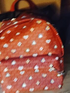 Red Heart-Print Women's Backpack
